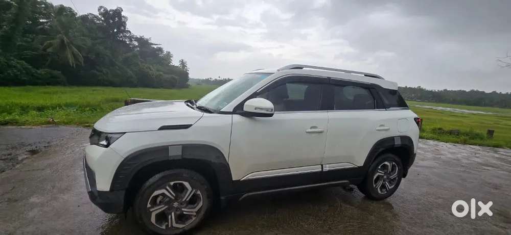 Maruti Brezza Hybrid 2025 Model With Manufacture Warranty