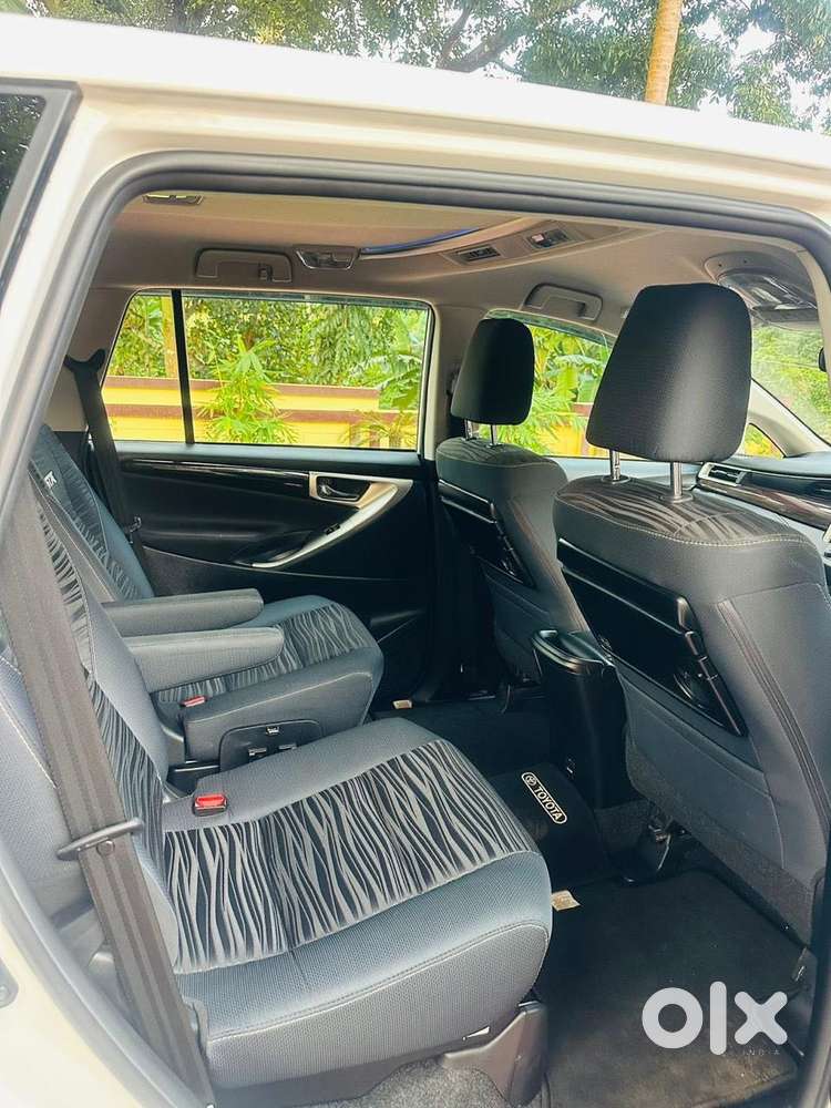 Toyota Innova Crysta 2.4 V 7 Str, 2023, Diesel