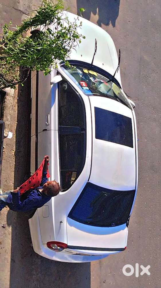 Hyundai Accent Hatchback 2011 Cng & Hybrids Well Maintained