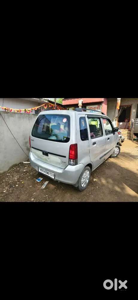 गुड कंडिशन कार न्यू टायर न्यू सस्पेन्शन साऊंड सिस्टिम एलईडी हेडलाईट