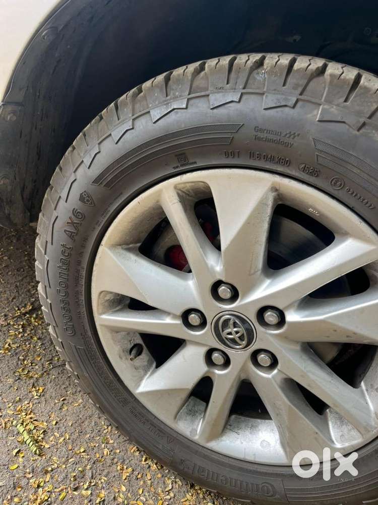 Toyota Innova Crysta 2017 Diesel 190000 Km Driven