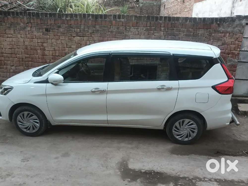 Maruti Suzuki Ertiga 2023 Cng & Hybrids Good Condition