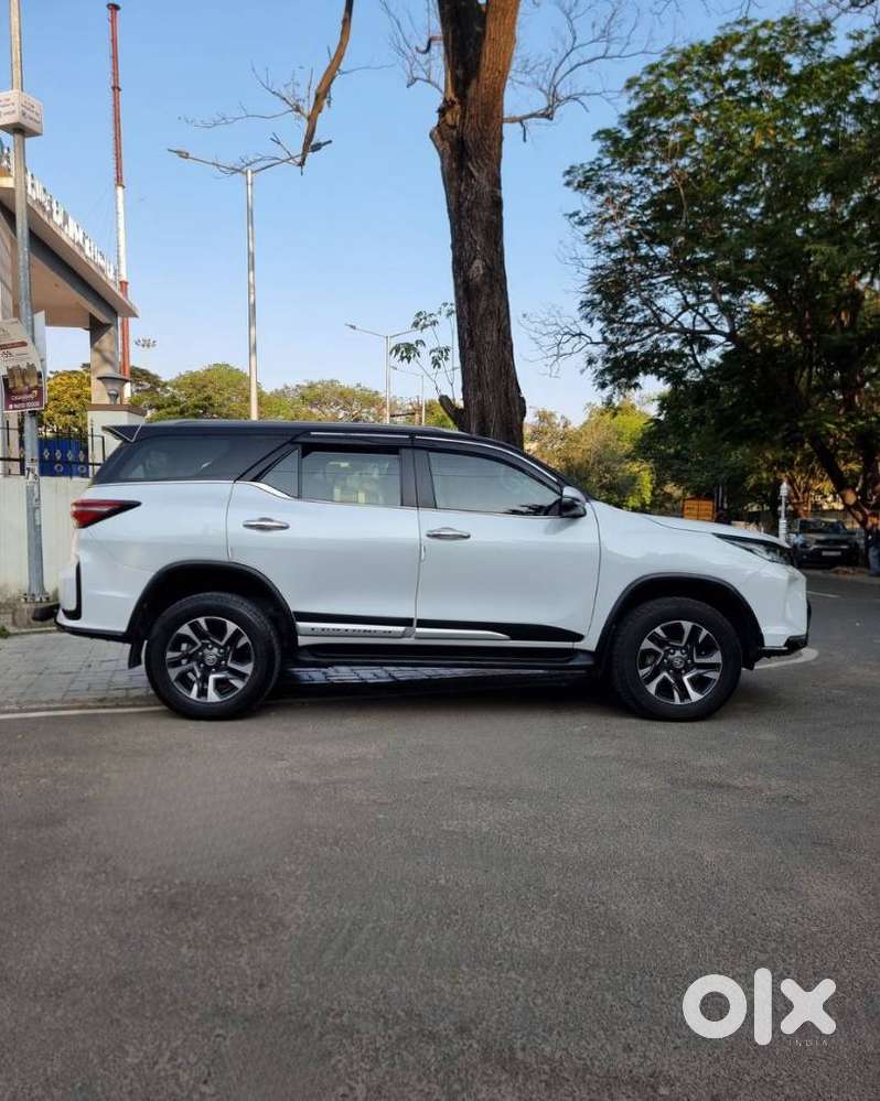 Toyota Innova Crysta