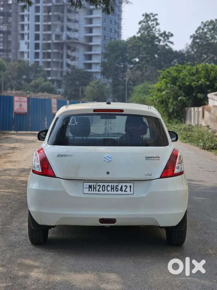Maruti Suzuki Swift Vxi Bsiv, 2013, Petrol