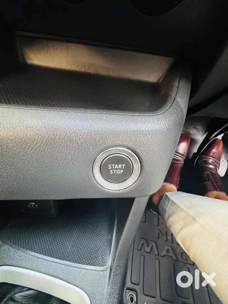 Nissan Magnite Showroom Track