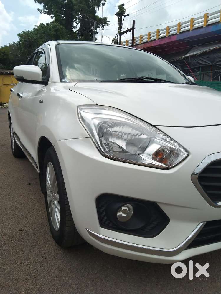 Maruti Suzuki Swift Dzire Amt Zxi, 2018, Petrol