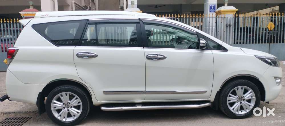 Toyota Innova Crysta 2.5z, 2016, Diesel