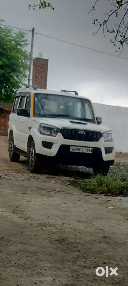 Mahindra Scorpio S2 2015