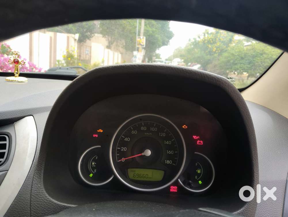 Hyundai Eon Magna Plus Blue Drive, 2015, Petrol