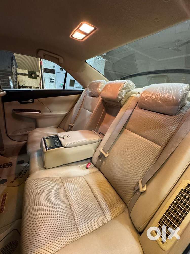 Toyota Camry 2.5l Automatic, 2014, Cng & Hybrids