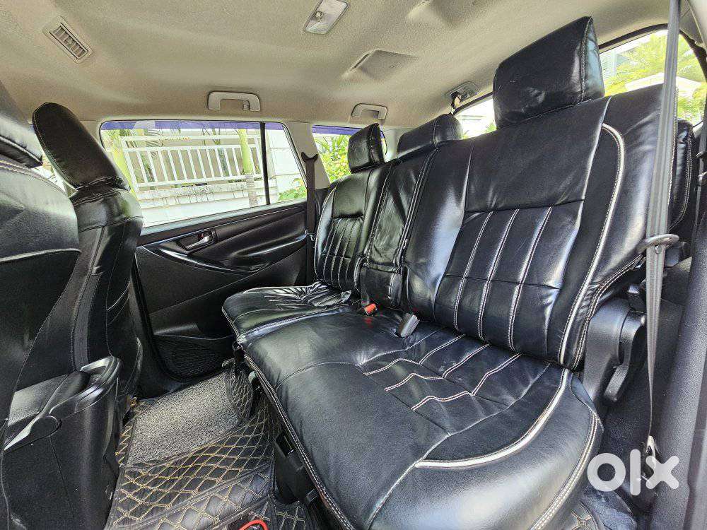 Toyota Innova Crysta