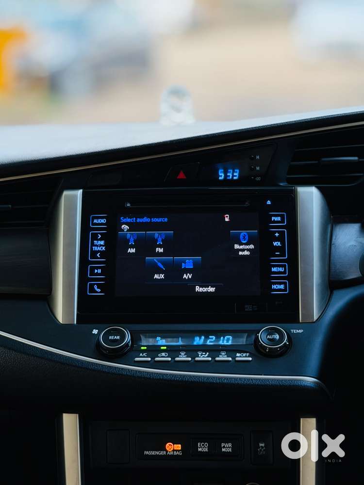 Toyota Innova Crysta 2.8z Automatic, 2019, Diesel