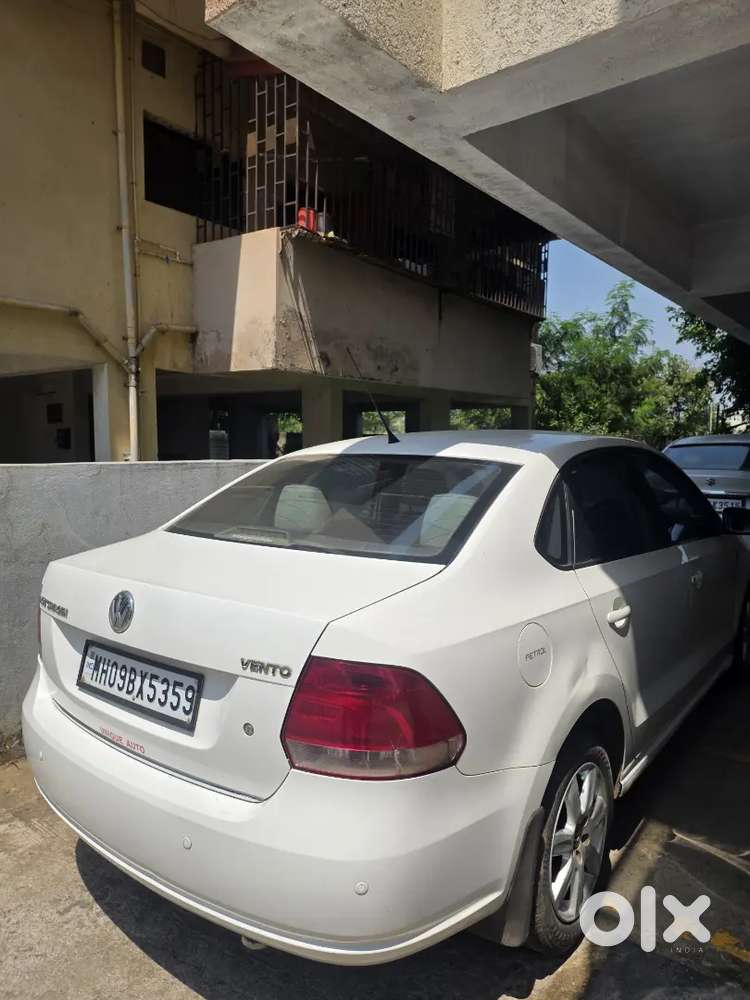 Volkswagen Vento Highline 2012