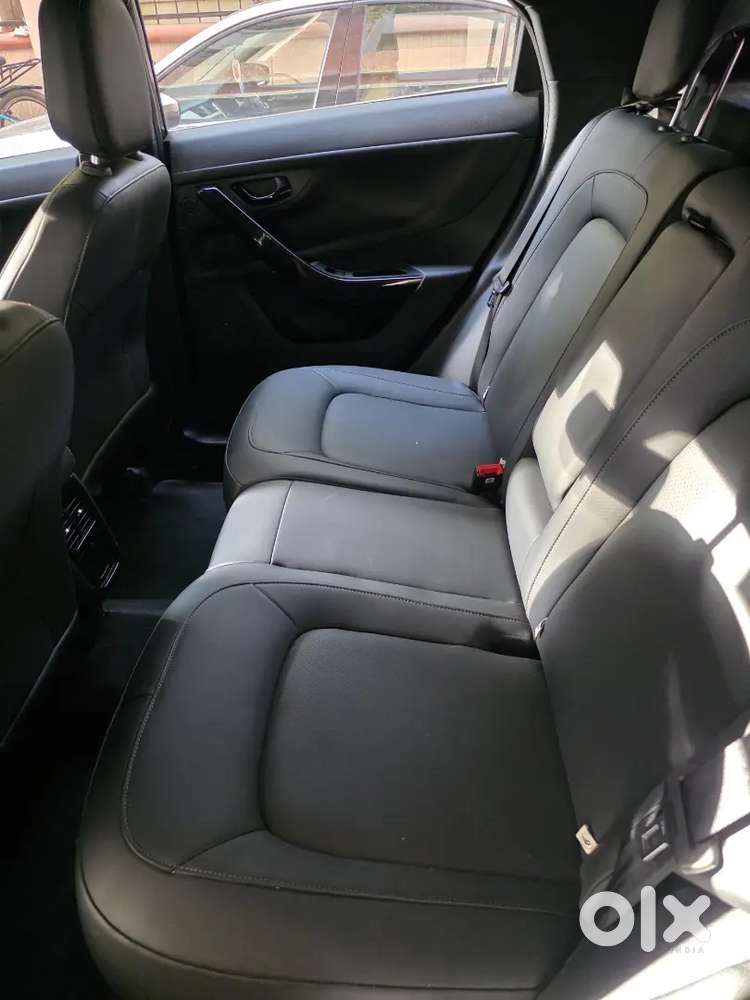 Tata Nexon - Superb Condition & Well Maintained