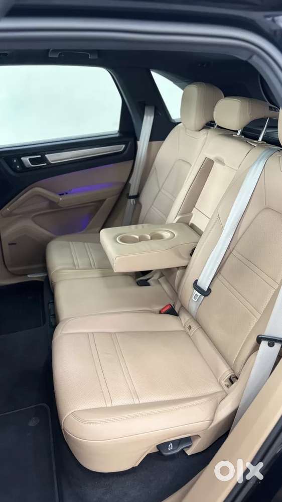 Porsche Cayenne, 2023, Petrol