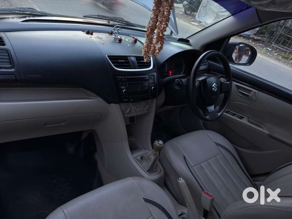 Maruti Suzuki Swift Dzire Vxi Optional, 2016, Petrol