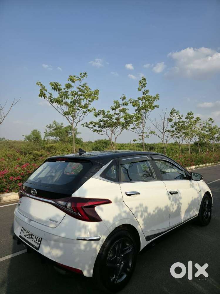 Hyundai I20 Sportz 1.2 Ivt Dual Tone, 2021, Petrol