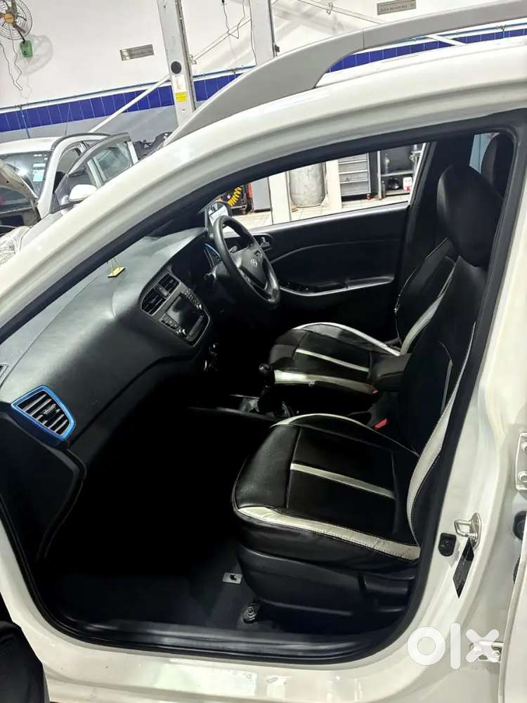 Hyundai I20 Active Petrol,mint Condition,insurance Upto December 2026