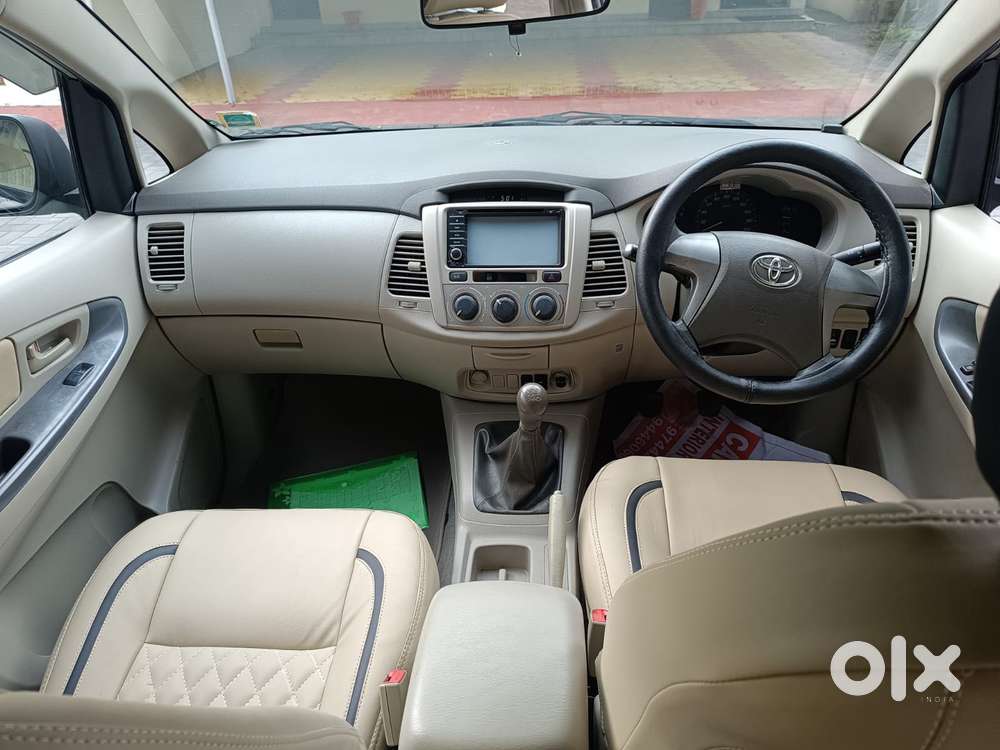 Toyota Innova 2.5 G (diesel) 8 Seater, 2012, Diesel
