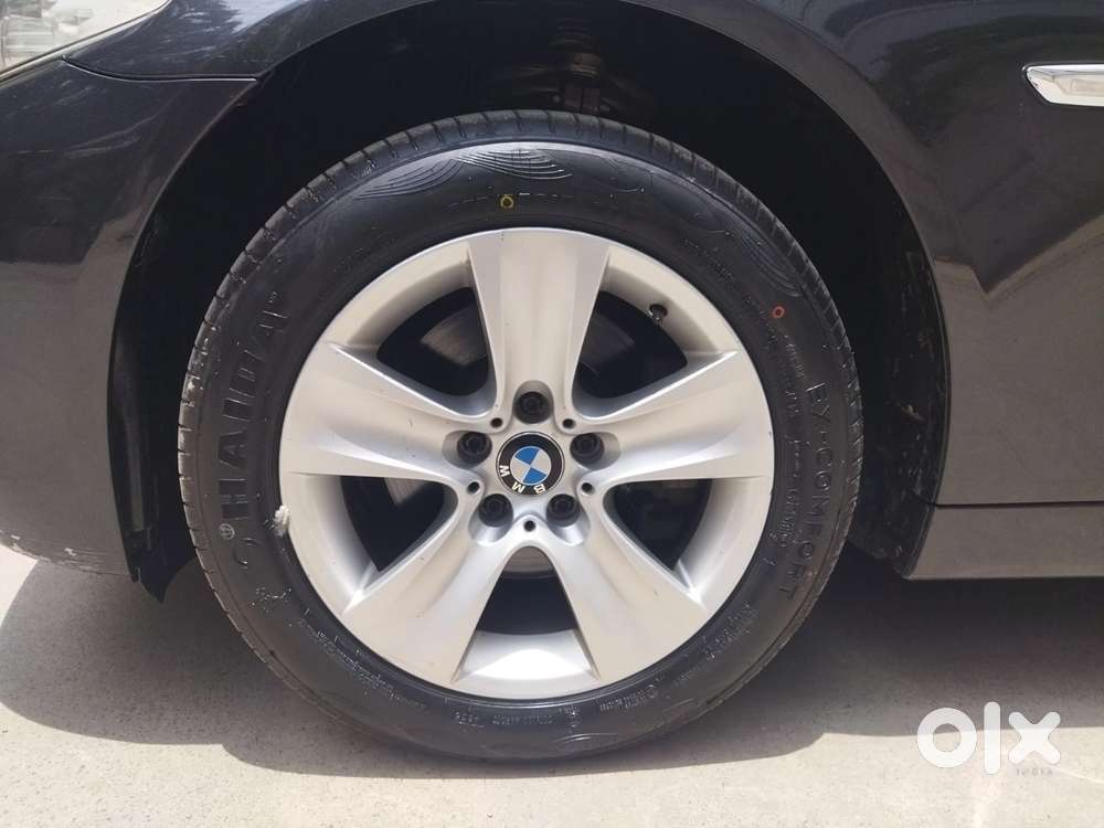 Bmw 5 Series 523i Sedan, 2010, Petrol