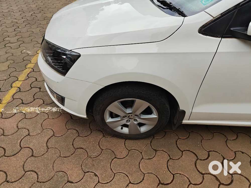 Skoda Rapid 1.6 Ambition Plus 2019