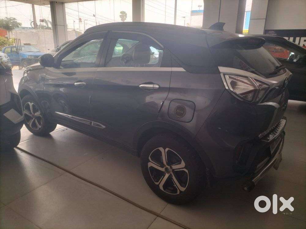 Tata Nexon 1.2 Revotron Xz Plus, 2023, Petrol