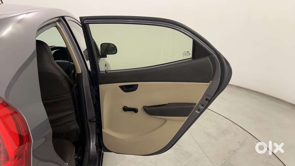 Hyundai Eon Magna +, 2017, Petrol