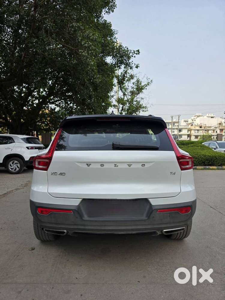 Volvo Xc40 Petrol Automatic 2021