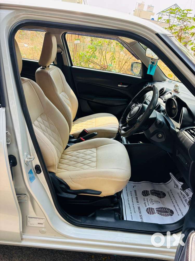 Maruti Suzuki Swift Vxi Optional, 2020, Petrol