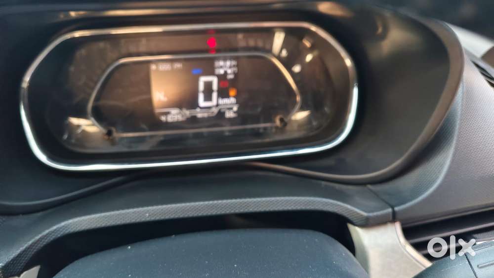 Tata Nexon 1.5 Revotorq Xza Plus Dualtone, 2022, Diesel