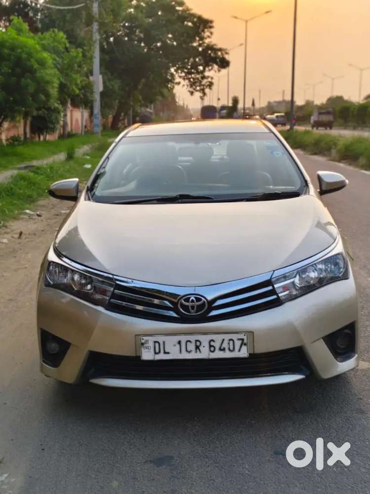 Toyota Corolla Altis 2016