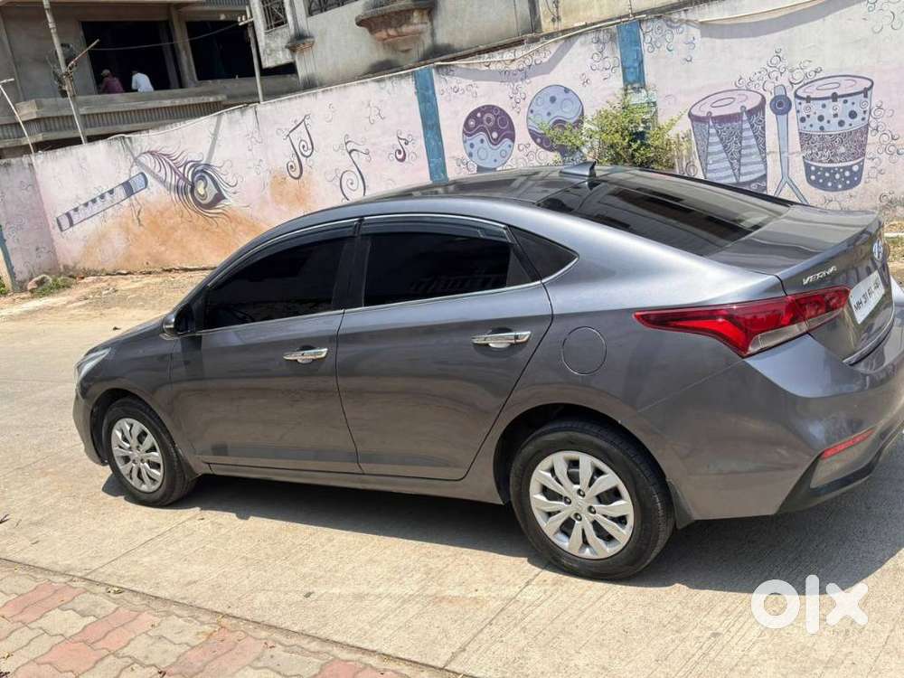 Hyundai Verna Transform 1.6 Sx Vtvt, 2016