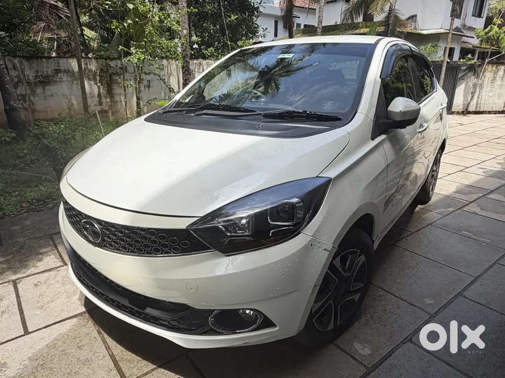 Petrol 121699 Km Driven