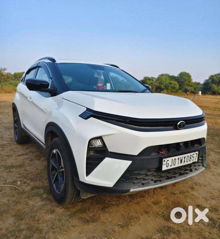 Tata Nexon Creative Plus S 1.5 Revotorq Diesel 6 Amt, 2025
