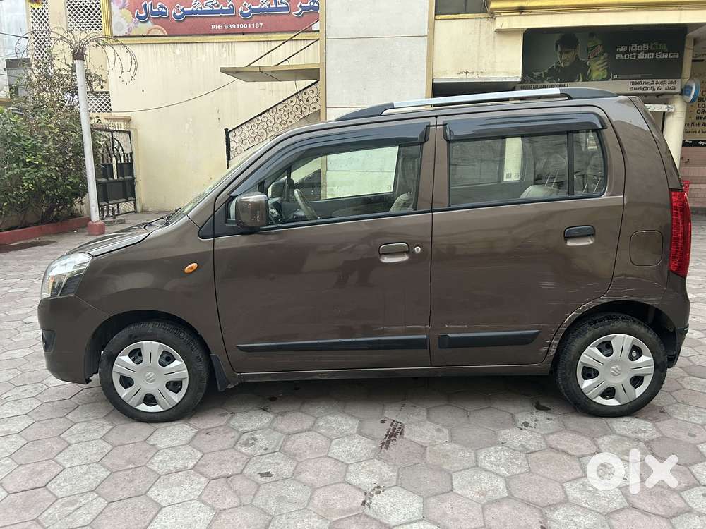 Maruti Suzuki Wagon R Vxi Opt, 2018, Petrol