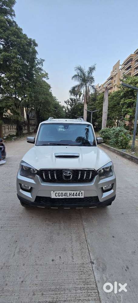 Mahindra Scorpio S10, 2016, Diesel