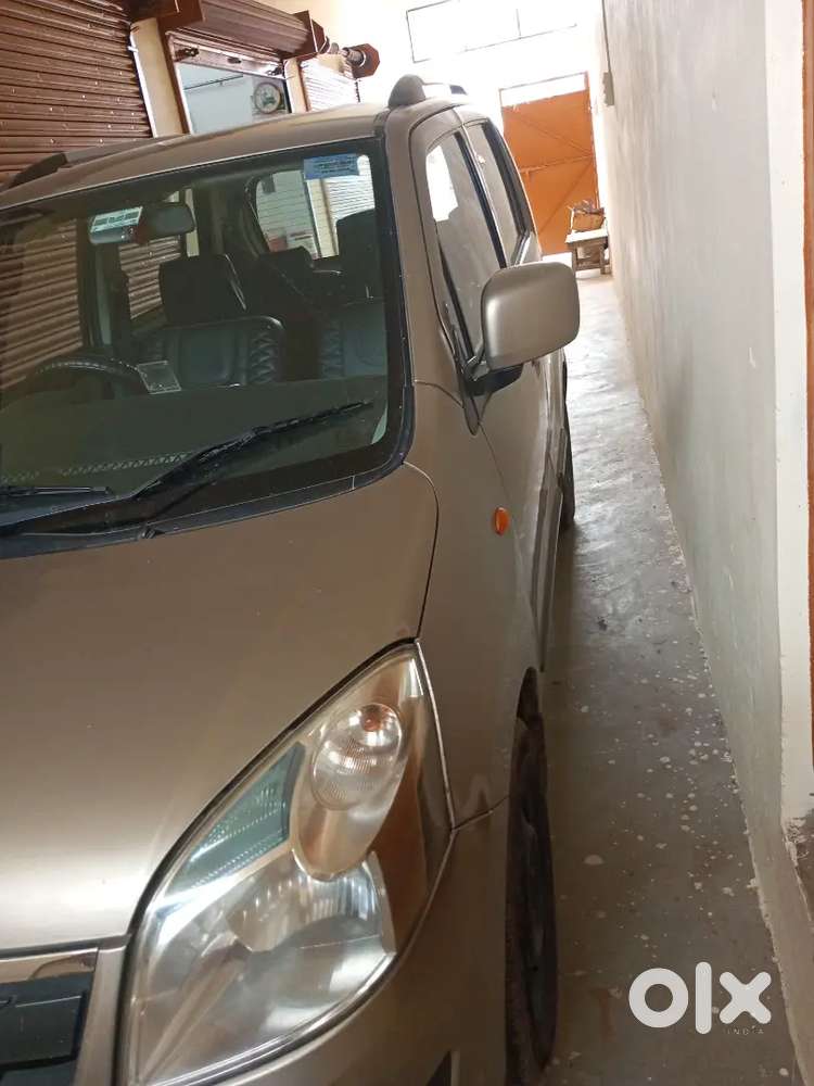 Wagon R 2015. Petrol
