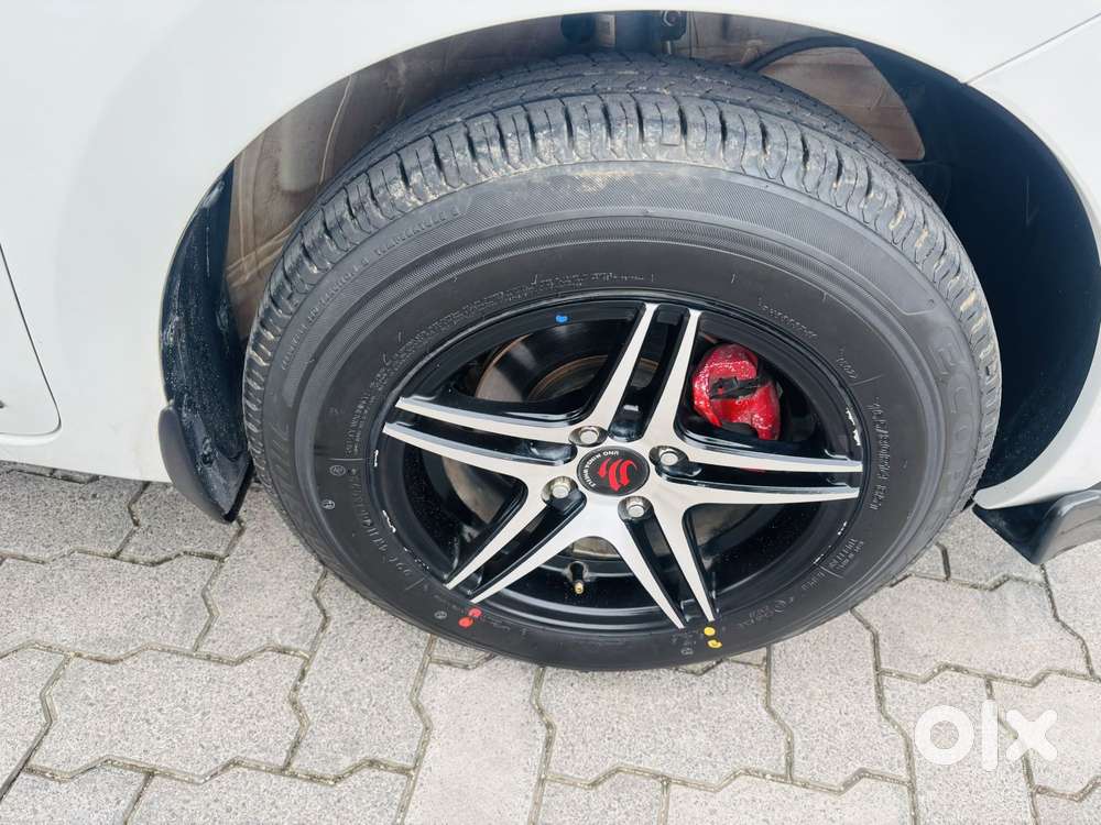 Maruti Suzuki Swift Vxi Optional, 2024, Petrol