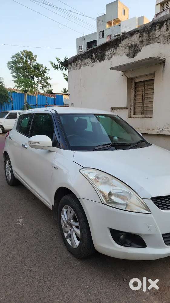 Maruti Suzuki Swift 2013 Petrol 150000 Km Driven
