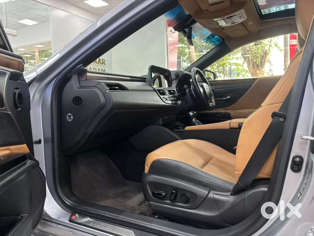 Lexus Es, 2023, Petrol