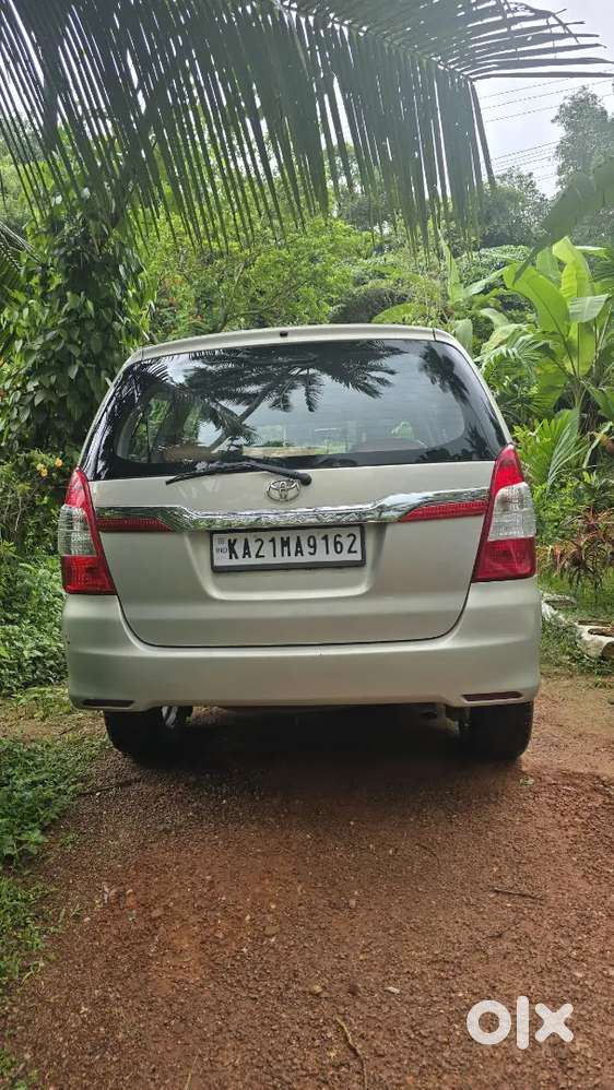 Toyota Innova 2015 Diesel 152000 Km Driven