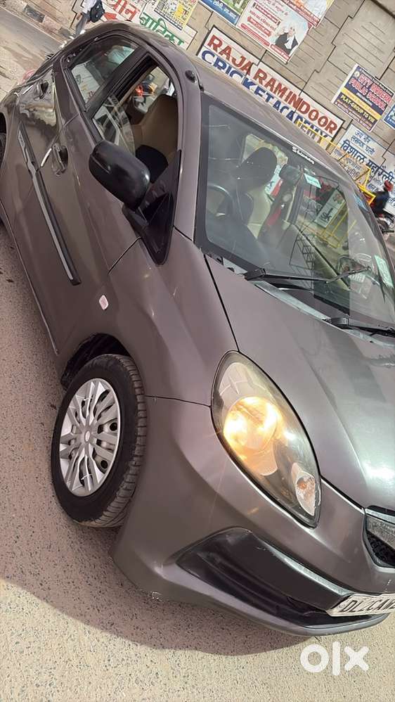 Honda Brio 2016 Petrol Well Maintained