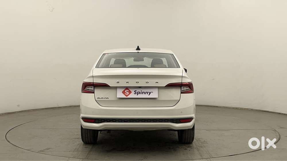 Skoda Slavia Ambition 1.0l Tsi Mt, 2023, Petrol