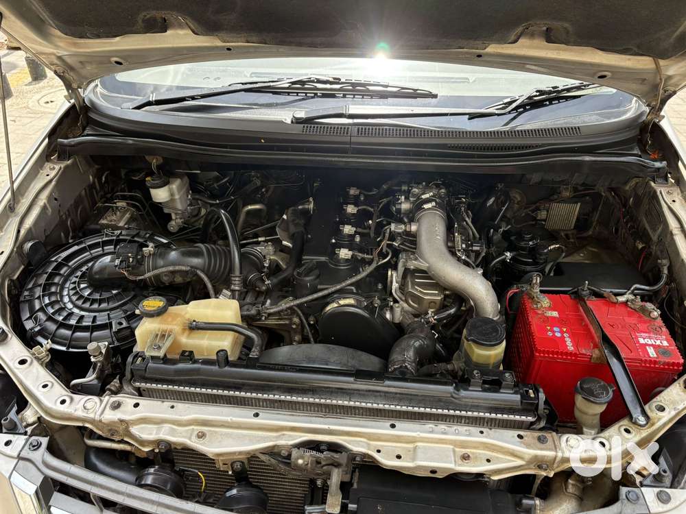 Toyota Innova 2.5 G (diesel) 8 Seater, 2013, Diesel