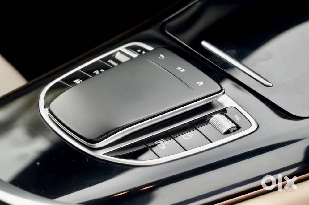Mercedes-benz Eqc 400 4matic, 2022, Electric