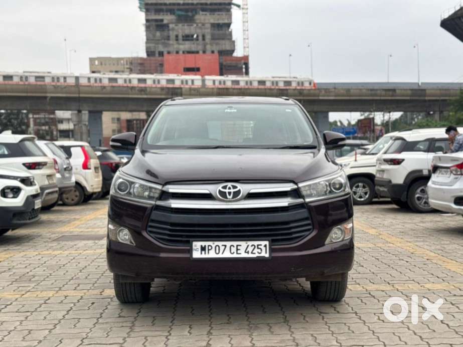 Toyota Innova Crysta 2.4 Vx Mt, 2016, Diesel
