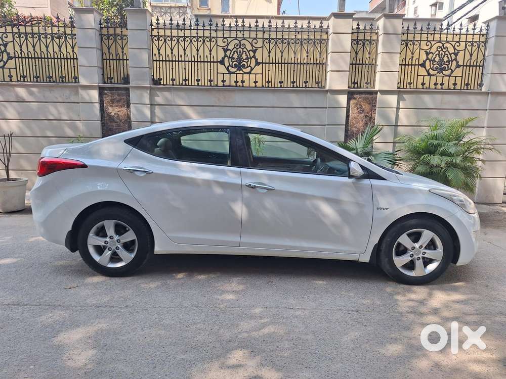 Hyundai Elantra 2012-2015 Sx, 2012, Petrol