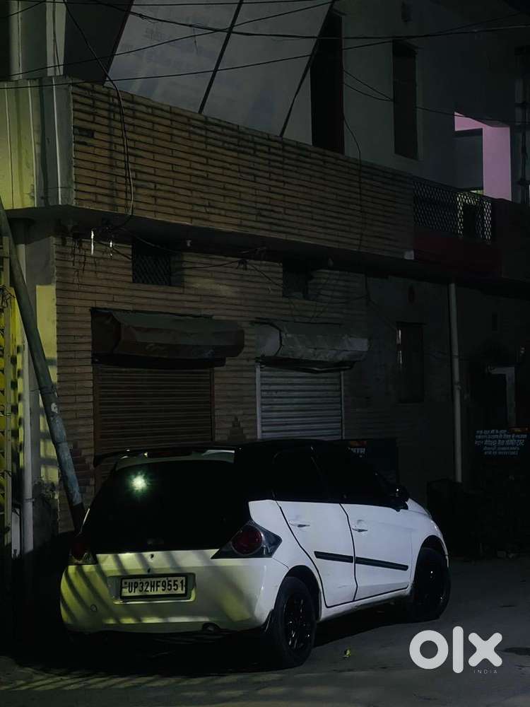 Honda Brio 2016 Petrol Good Condition Top Model With Company Alloy