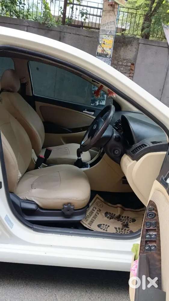 Hyundai Verna 1.6 Sx 2014, Pure Petrol Engine Good Suspension Shockers