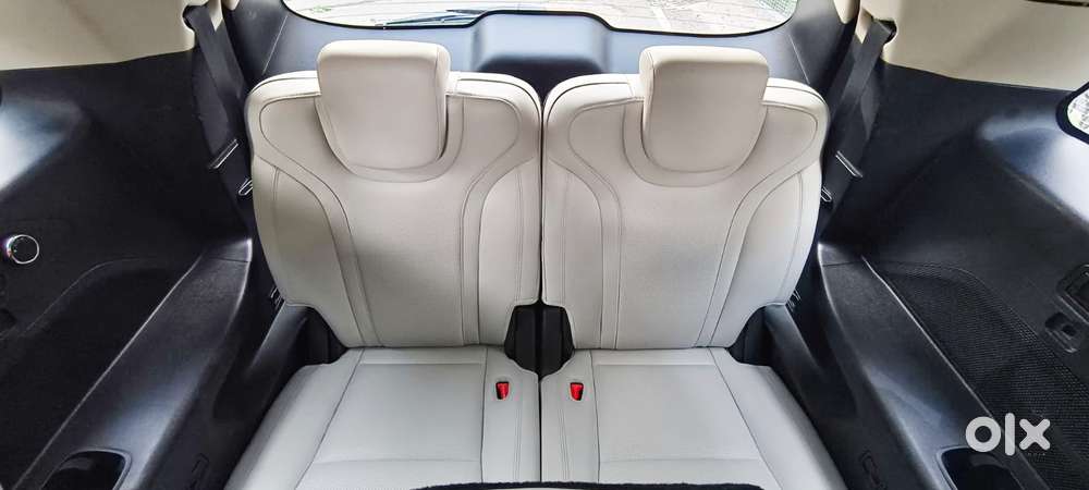 Mahindra Xuv700 2.2 Ax 7 Diesel At Luxury Pack Str, 2023, Diesel